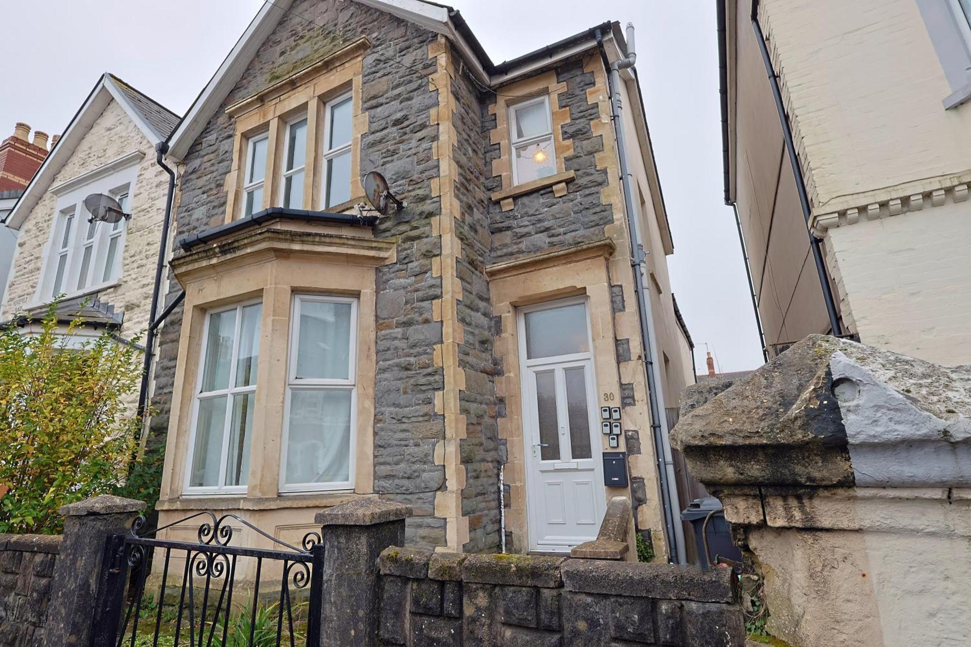 Cardiff City Guesthouse, Central Rooms, Fast Wi-Fi, On-Street Parking Exterior foto