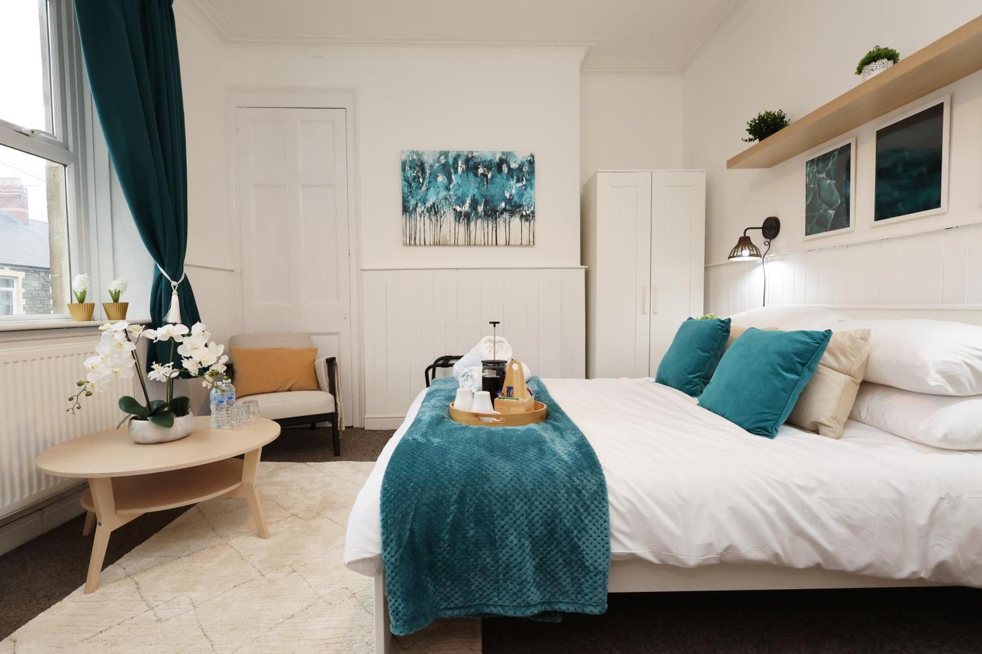 Cardiff City Guesthouse, Central Rooms, Fast Wi-Fi, On-Street Parking Exterior foto
