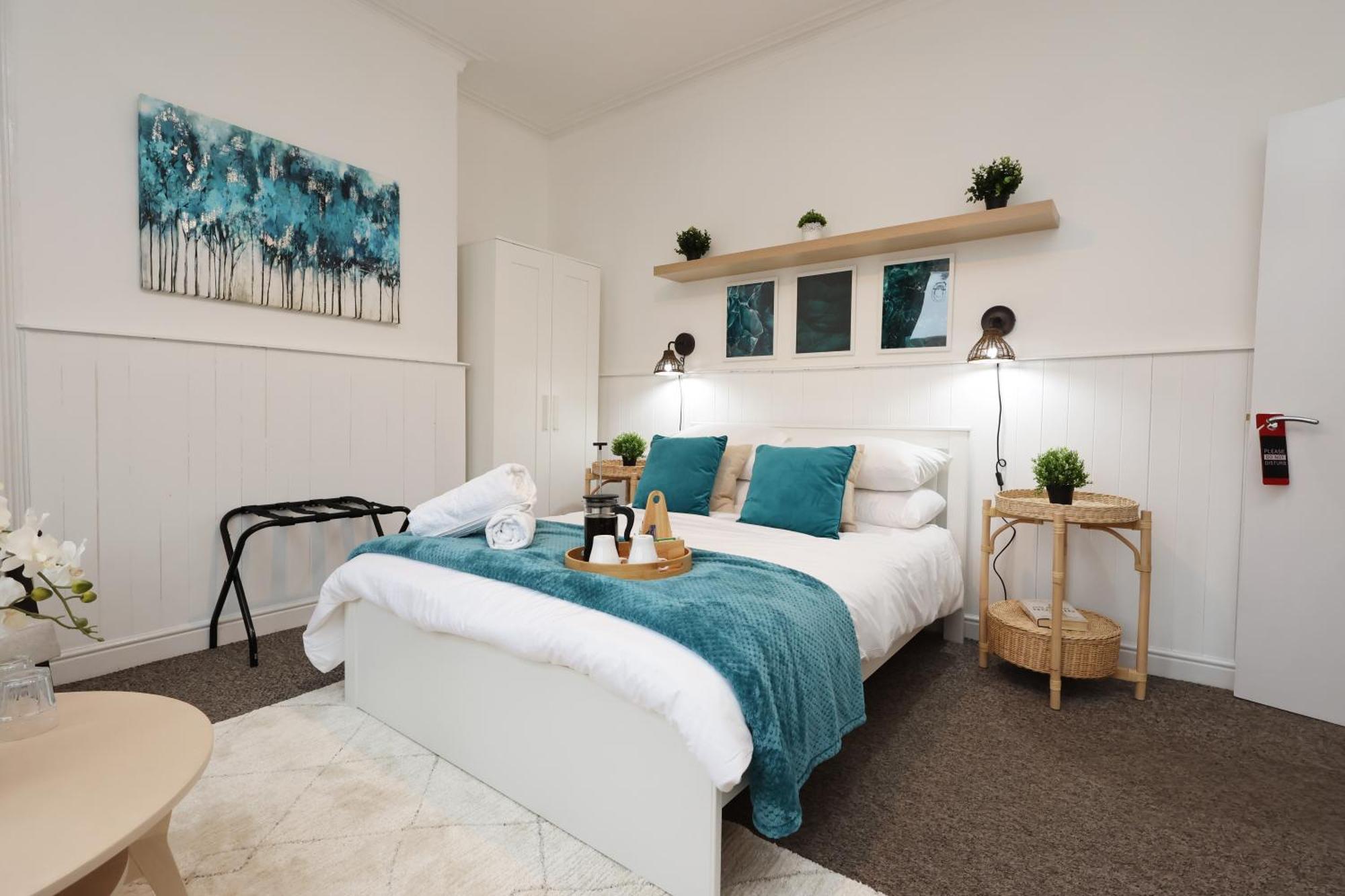 Cardiff City Guesthouse, Central Rooms, Fast Wi-Fi, On-Street Parking Exterior foto
